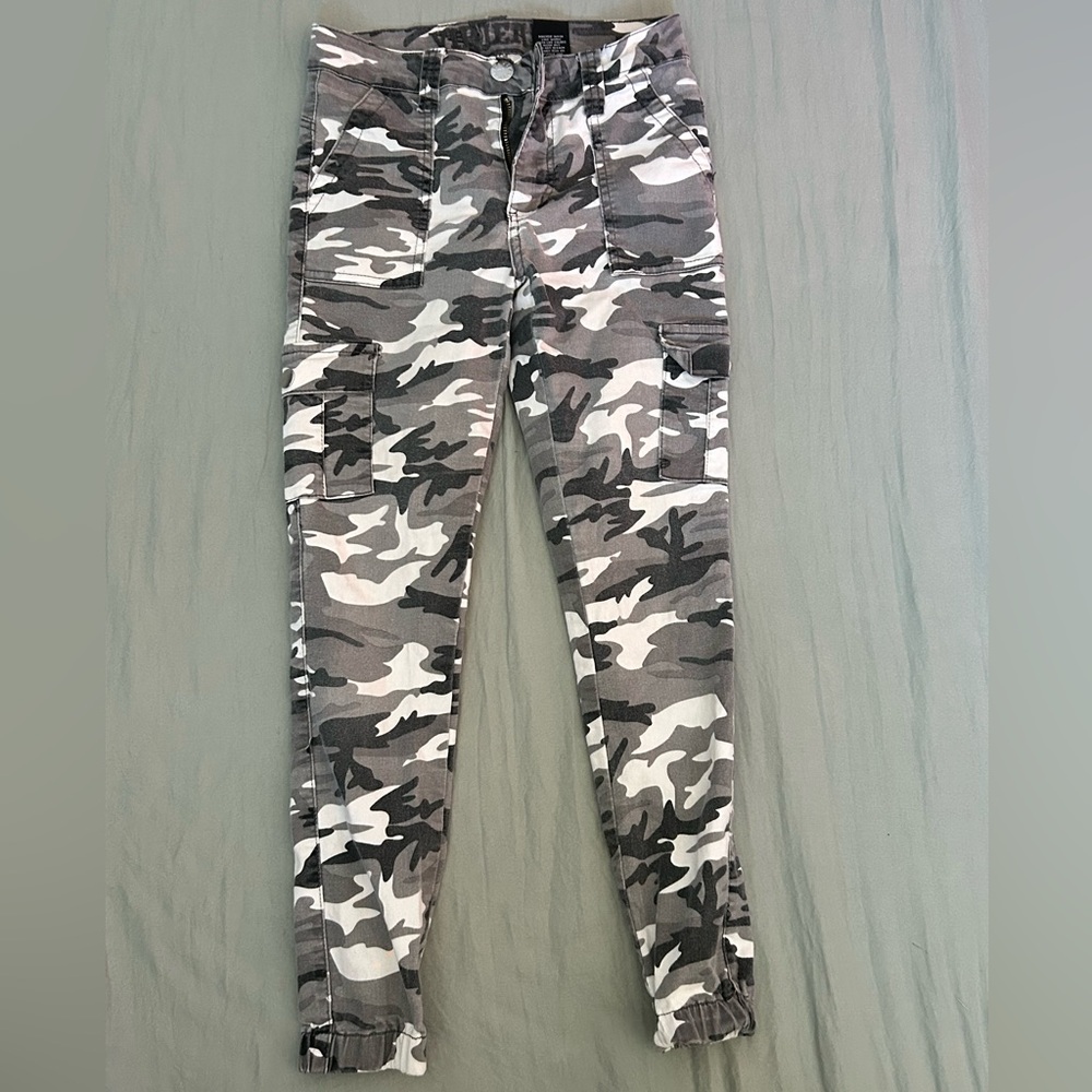 VIP Camouflage Women Jeans - Black, Gray, White